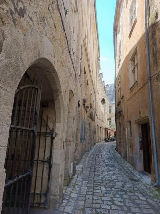 Appartement Centre Ville Historique Avec Terrasse Et Climatise เปรีเกอ ภายนอก รูปภาพ