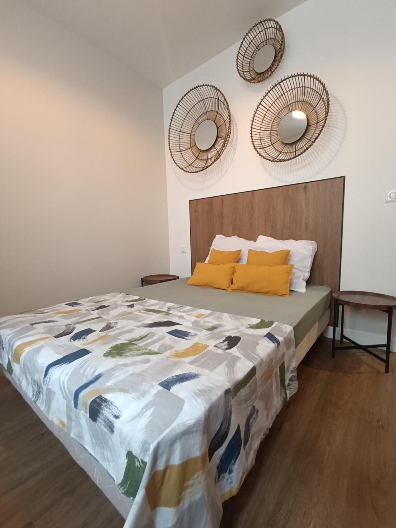 Appartement Centre Ville Historique Avec Terrasse Et Climatise เปรีเกอ ภายนอก รูปภาพ